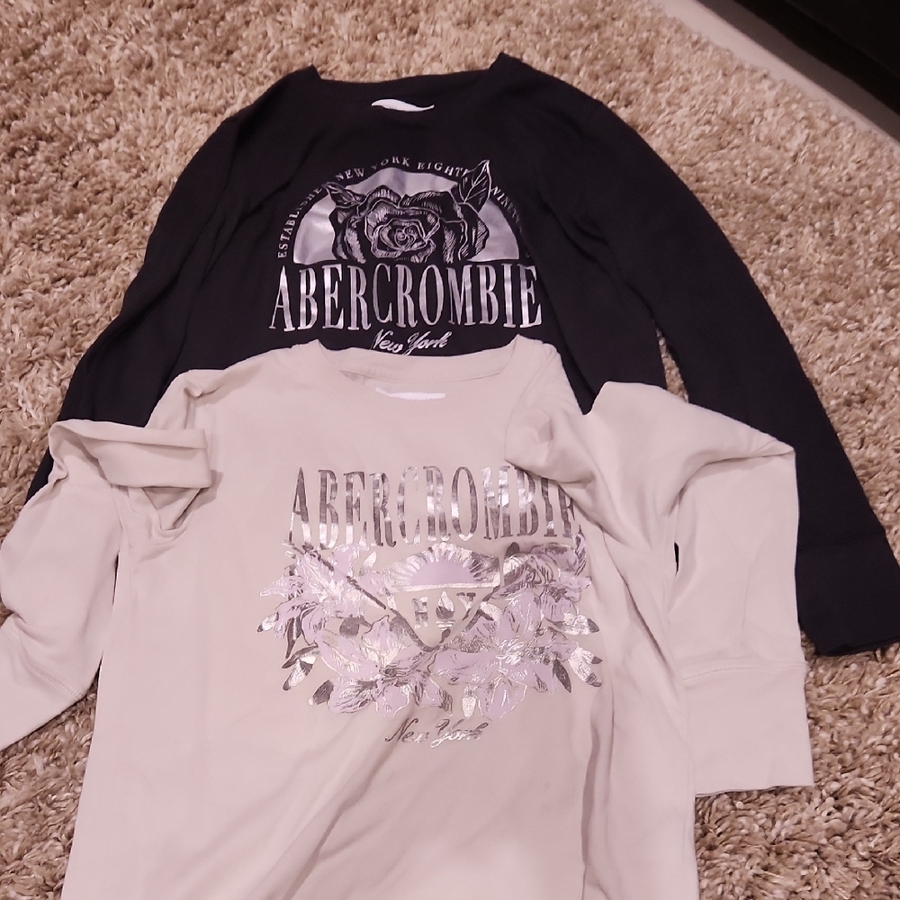 Abercrombie & Fitch Long Sleeve Tees Black and Cream